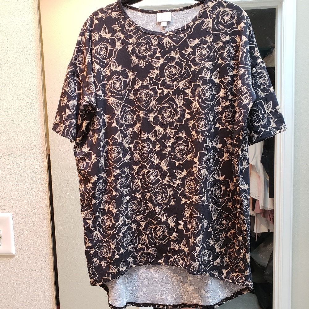 EUC LuLaRoe Rose Irma